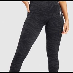 Gymshark animal seamless leggings - Small